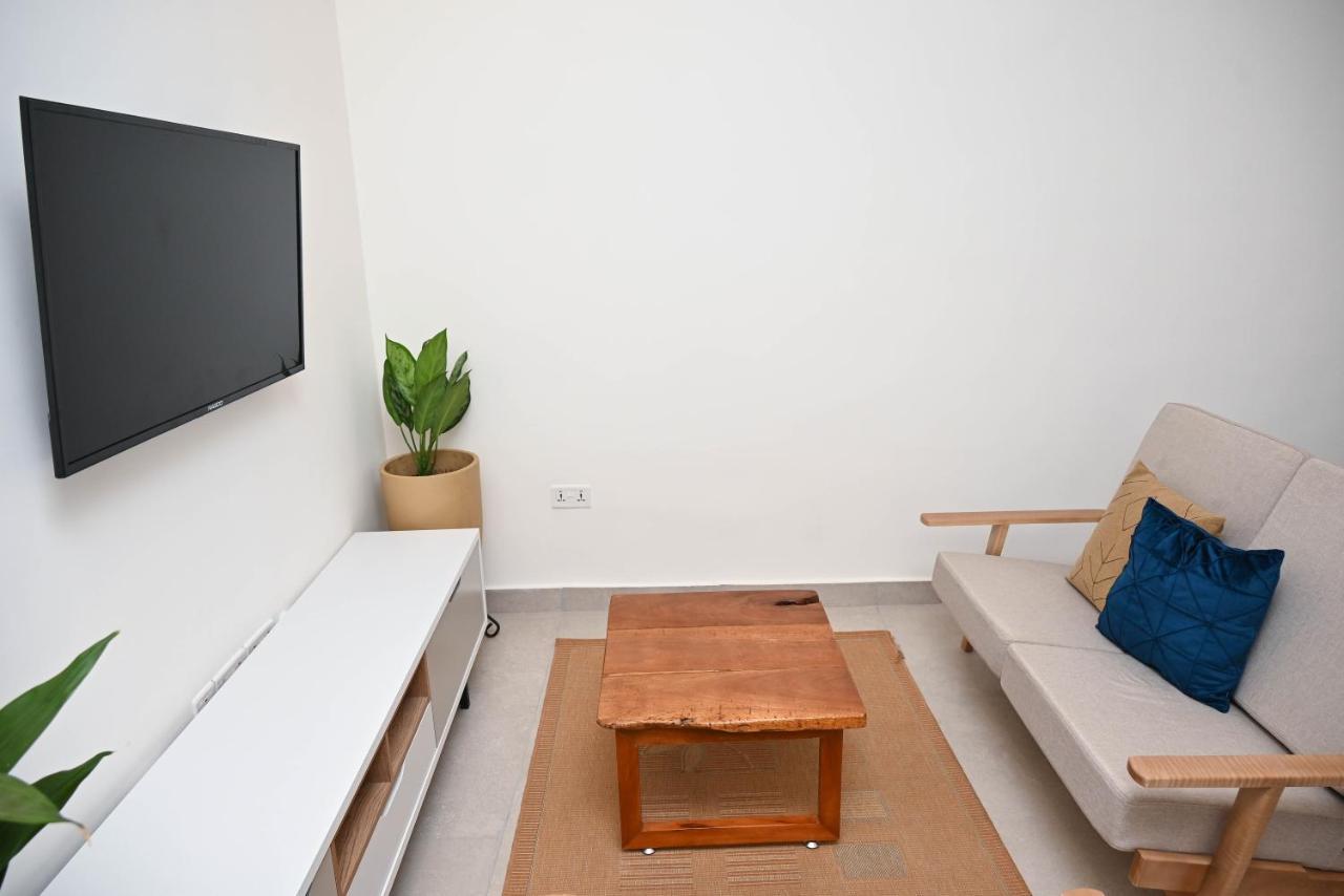 Lokko Serene Accra Exterior photo