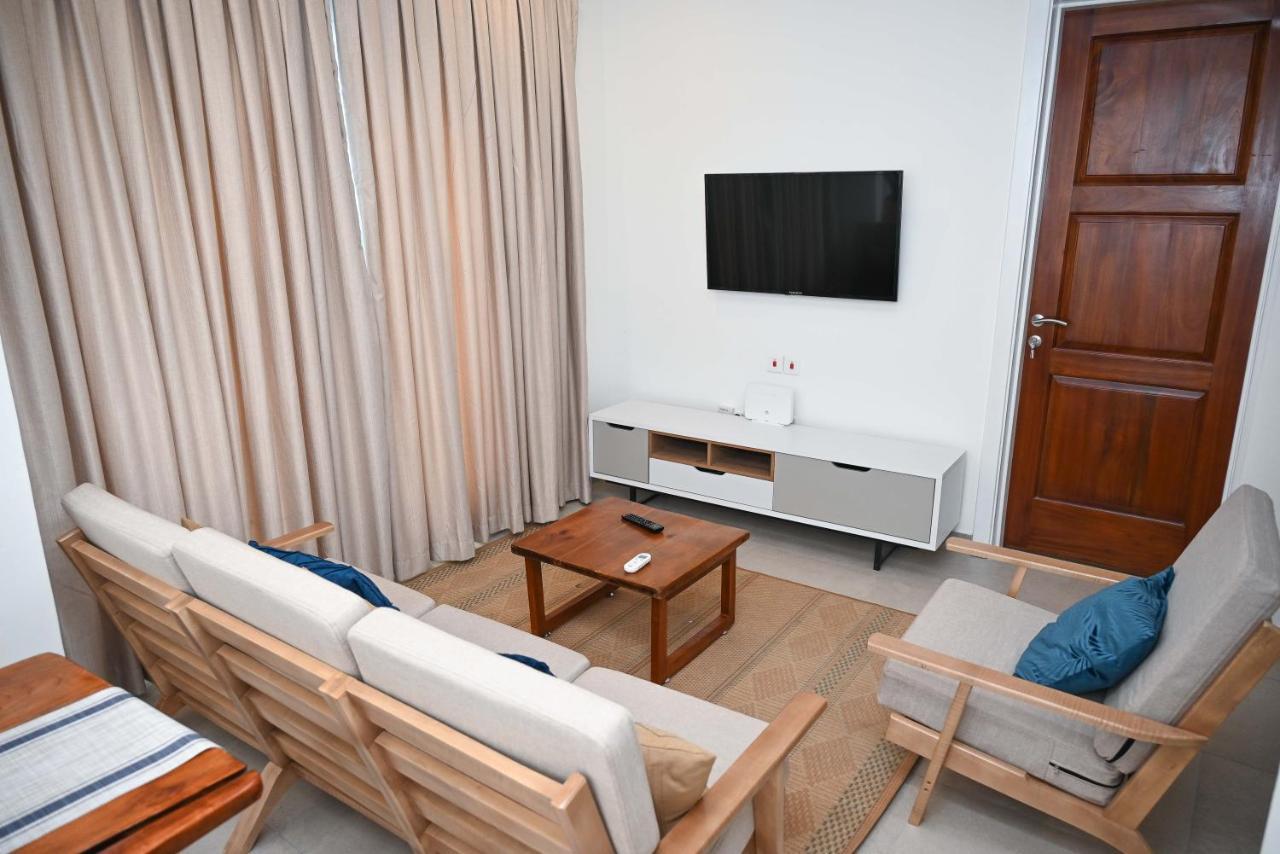 Lokko Serene Accra Exterior photo