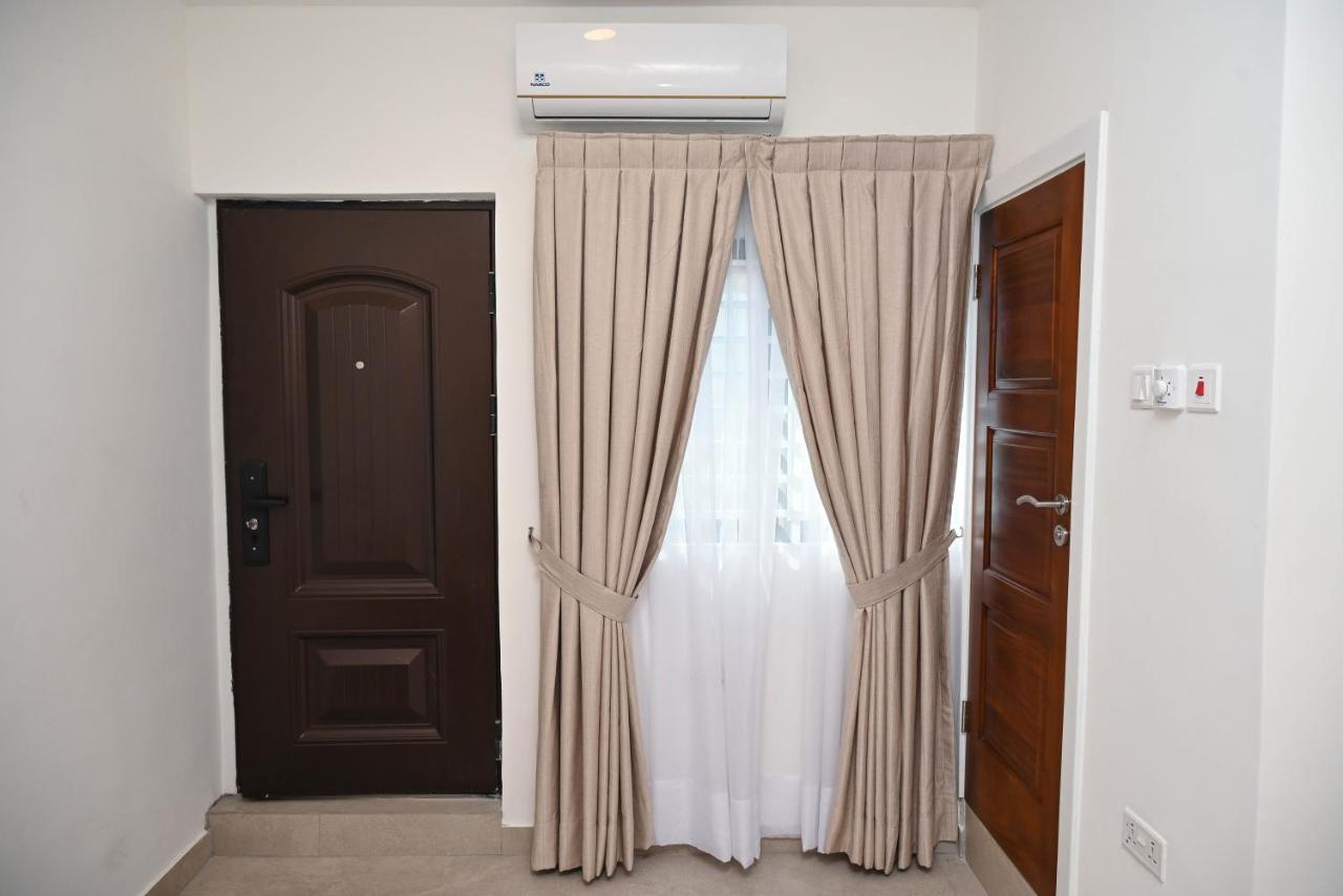 Lokko Serene Accra Exterior photo